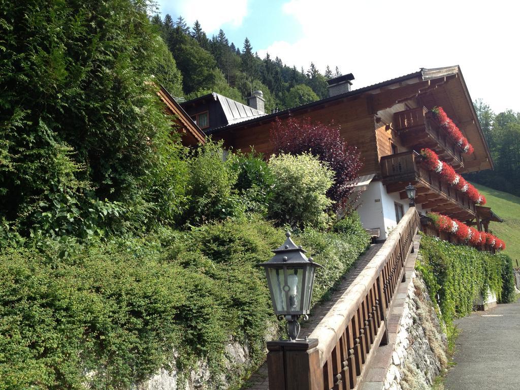 Berggasthof Hintergfoell Unken Exterior photo